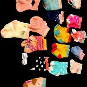 Baby girl socks 18 pair some are used some are new 0-3 Months